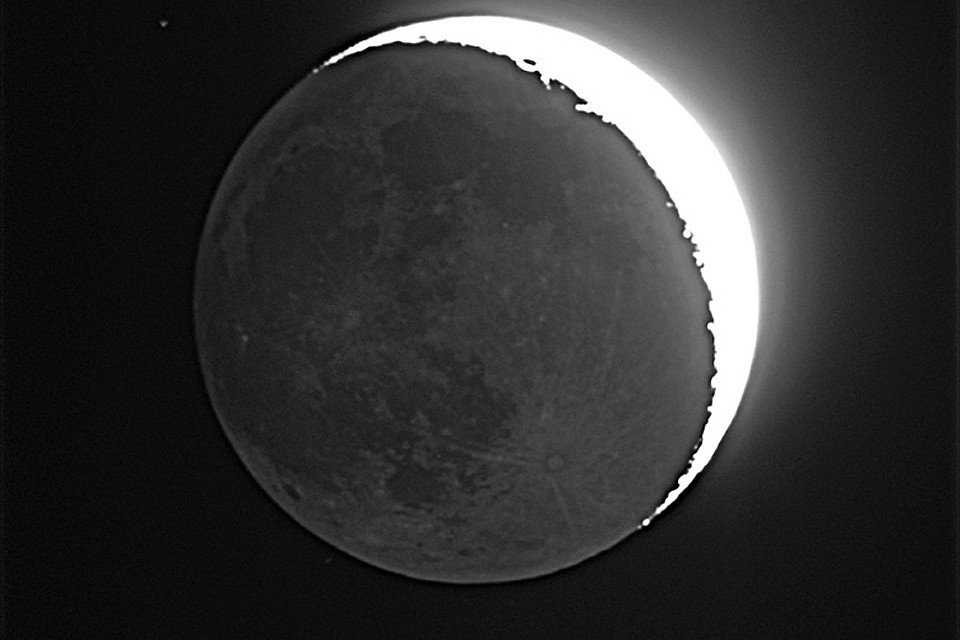 Луна - планета или нет? описание, история исследований, фото