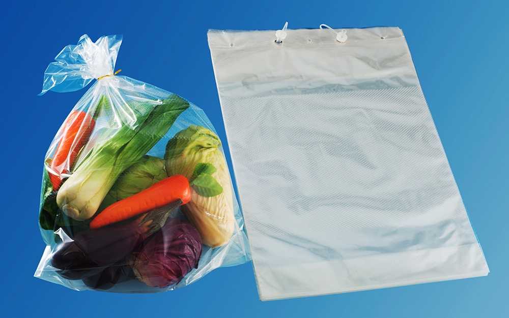 Plastic packages. Пакет для упаковки товара. Еда в полиэтиленовом пакете. Полиэтиленовый пакет для упаковки продуктов. Овощи в полиэтиленовом пакете.